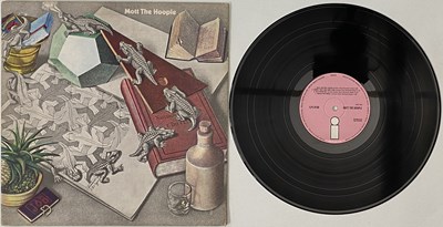 Lot 334 - MOTT THE HOOPLE - S/T LP (UK MISPRESS - PINK ISLAND - ILPS 9108)