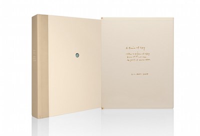 Lot 199 - YOKO ONO - INFINITE UNIVERSE AT DAWN - GENESIS PUBLICATIONS COLLECTOR'S EDITION.