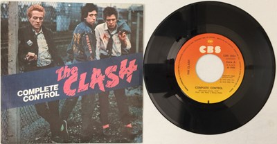 Lot 407 - THE CLASH - COMPLETE CONTROL 7" (CBS 5664 - 2ND SPANISH 1978 PRESSING)
