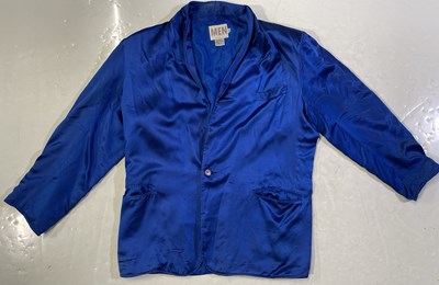 Lot 55 - ROD STEWART - OWNED AND WORN BLUE SILK JACKET AND SIGNED MEMORABILIA COLLECTION.