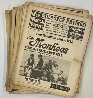 Lot 63 - 1967 FULL SET OF NME MAGAZINES.