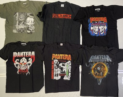 Lot 382 - METAL T-SHIRT COLLECTION INC PANTERA / KORN.
