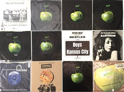 Lot 91 - APPLE RECORDS AND RELATED - 7" PACK