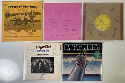 Lot 306 - HARD ROCK - SIGNED 7" SINGLES.