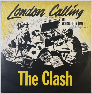 Lot 317 - THE CLASH - FULLY SIGNED COPY OF 'LONDON CALLING'