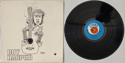 Lot 893 - ROY HARPER - SOPHISTICATED BEGGAR LP (UK ORIGINAL - STRIKE - JHL 105)