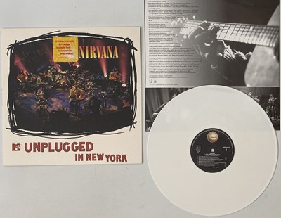 Lot 895 - NIRVANA - UNPLUGGED IN NEW YORK LP (EUROPEAN WHITE VINYL ORIGINAL - GEFFEN - GEF-24727)