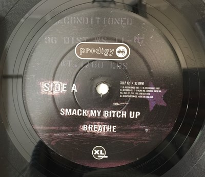 Lot 1004 - PRODIGY - THE FAT OF THE LAND LP (UK ORIGINAL - XL RECORDINGS - XLLP 121)