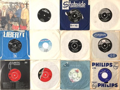 Lot 1069 - CLASSIC SOUL - 7" PACK
