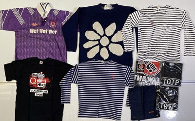 Lot 378 - MUSIC CLOTHING INC CLYDE BANK WET WET WET SHIRT.