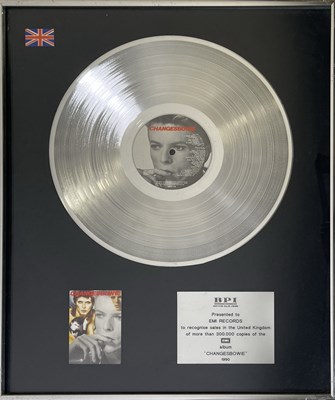 Lot 581 - DAVID BOWIE - OFFICIAL BPI CHANGES ONE BPI AWARD.