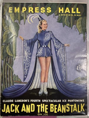 Lot 12 - VINTAGE / EARLY 20TH-CENTURY THEATRE PROGRAMMES AND MEMORABILIA.
