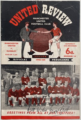 Lot 254 - FOOTBALL MEMORABILIA - MANCHESTER UNITED - GEORGE BEST SIGNED '1ST LEAGUE GOAL' PROGRAMME.