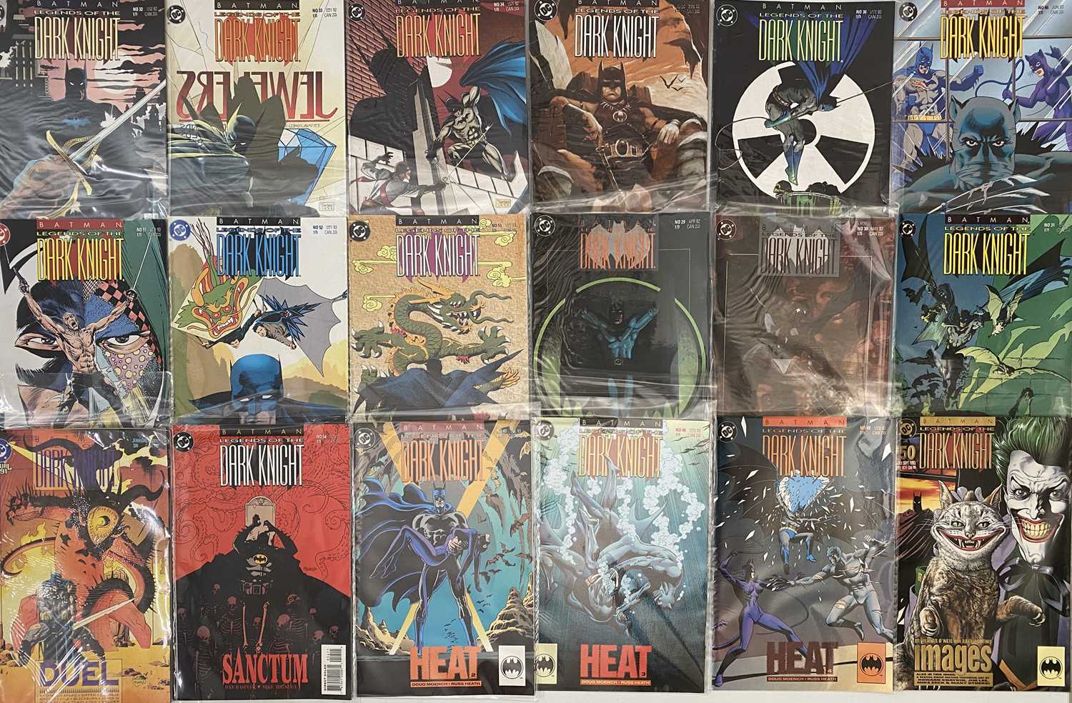 Lot 40 - BATMAN DC COMICS.
