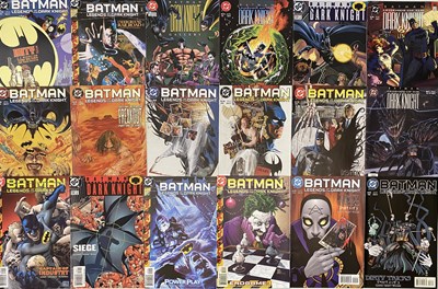 Lot 40 - BATMAN DC COMICS.