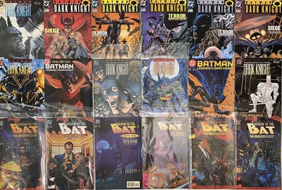 Lot 40 - BATMAN DC COMICS.