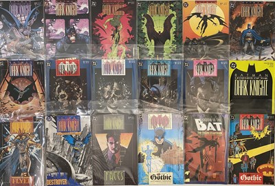 Lot 40 - BATMAN DC COMICS.
