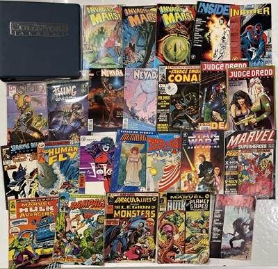 Lot 42 - BATMAN RELATED / MIXED DC GRAPHIC NOVELS.