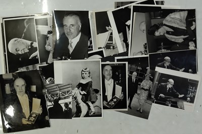 Lot 179 - NOTABLE FIGURES OF THE 20TH C - LARGE COLLECTION OF ORIGINAL PRESS PHOTOGRAPHS.