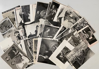 Lot 202 - ACTRESSES INC BETTY GRABLE - COLLECTION OF ORIGINAL PRESS PHOTOGRAPHS.