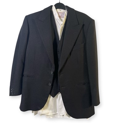 Lot 44 - PEAKY BLINDERS - CILLIAN MURPHY AS TOMMY SHELBY - LIKELY SCREEN WORN SUIT.