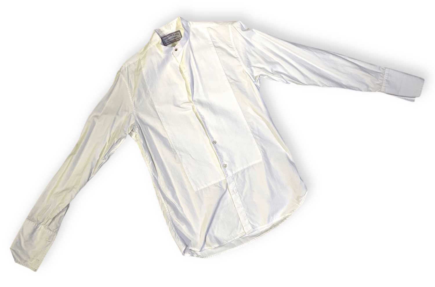 Lot 18 - PEAKY BLINDERS - CILLIAN MURPHY AS TOMMY SHELBY - PRODUCTION ISSUED SHIRT.