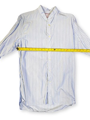 Lot 21 - PEAKY BLINDERS - CILLIAN MURPHY AS TOMMY SHELBY - PRODUCTION ISSUED SHIRT.