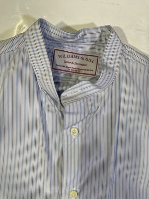 Lot 27 - PEAKY BLINDERS - CILLIAN MURPHY AS TOMMY SHELBY - PRODUCTION ISSUED SHIRT.