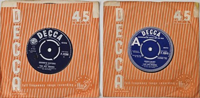 Lot 203 - THE ARTWOODS - 7" RARITIES PACK