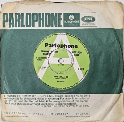 Lot 204 - ARTWOODS - WHAT SHALL I DO/ IN THE DEEP END 7" (UK PARLOPHONE DEMO - R5590)