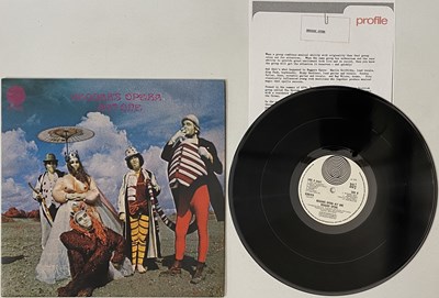 Lot 423 - BEGGARS OPERA - ACT ONE LP (UK ORIGINAL - LARGE SWIRL - VERTIGO - 6360 018)