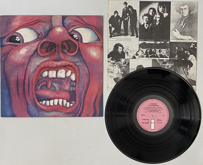 Lot 466 - KING CRIMSON - IN THE COURT OF THE CRIMSON KING LP (ORIGINAL ISLAND - SOLID PINK - ILPS-9111 A3/B3)