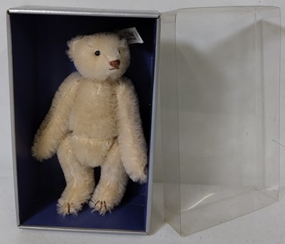 Lot 39 - Steiff Druckknopf Teddybar 1908 Replica 1989/90 Snap-a Part Teddy Bear 1908