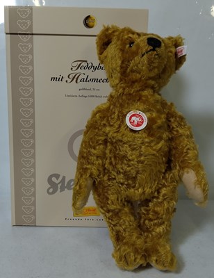 Lot 108 - Steiff Classic TeddyBar 35 mit Halsmechanik Teddy Bear 35cm with Mechanical Head