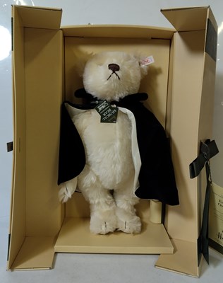 Lot 245 - Steiff Harrods Edwardian Opera Bear 42 Musical Bear 1994