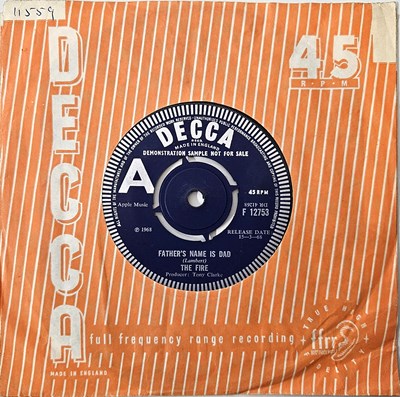 Lot 309 - THE FIRE - FATHER'S NAME IS DAD 7" (ORIGINAL UK DEMO COPY - DECCA F 12753)