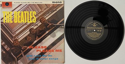 Lot 478 - THE BEATLES - PLEASE PLEASE ME LP (1ST UK MONO 'BLACK AND GOLD' - PMC 1202)