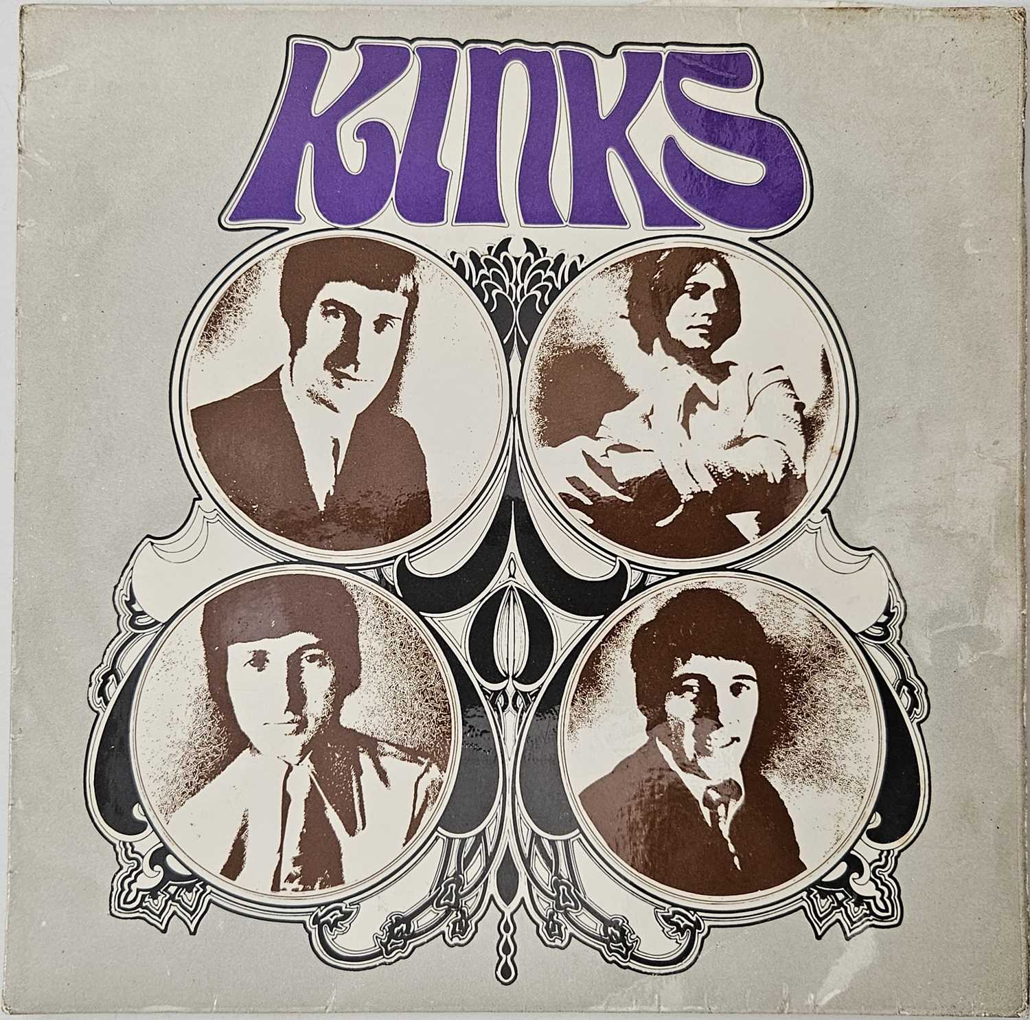 Lot 240 - THE KINKS - THE KINKS 7" (UK ORIGINAL PRESSING - NEP.24296)
