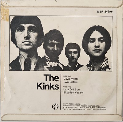 Lot 240 - THE KINKS - THE KINKS 7" (UK ORIGINAL PRESSING - NEP.24296)