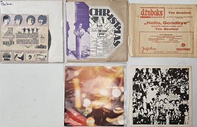 Lot 253 - THE BEATLES - MISCELLANEOUS DISCS PACK