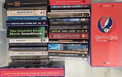 Lot 511 - THE GRATEFUL DEAD - CD/ DVD COLLECTION (INC BOX SETS)