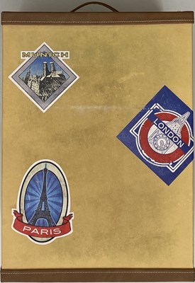 Lot 512 - THE GRATEFUL DEAD - EUROPE '72: THE COMPLETE RECORDINGS CD BOXSET (LIMITED EDITION - GRA2-6023)