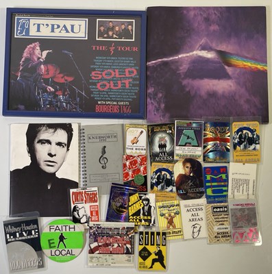 Lot 46 - AAA PASSES INC OASIS KNEBWORTH / PROGRAMMES AND MEMORABILIA.