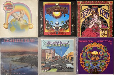 Lot 86 - THE GRATEFUL DEAD - LP PACK