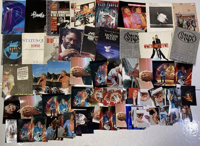 Lot 60 - ROCK/POP/METAL - CONCERT PROGRAMMES AND PHOTO COLLECTION.