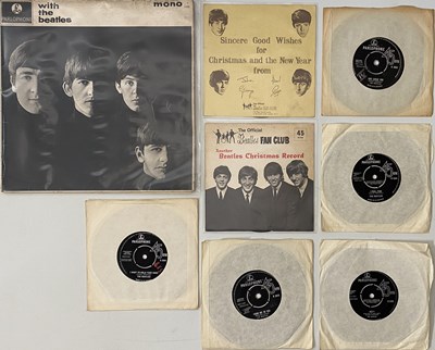 Lot 671 - THE BEATLES - LP / 7" PACK