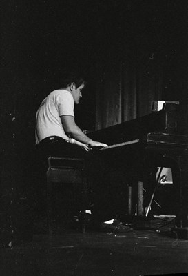 Lot 113 - TRAFFIC / RONNIE LANE'S SLIM CHANCE - ORIGINAL 1970S CONCERT PHOTO NEGATIVES WITH COPYRIGHT.