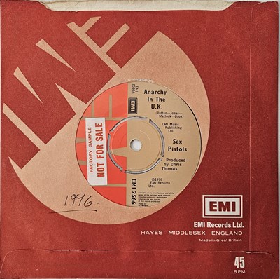 Lot 750 - SEX PISTOLS - ANARCHY IN THE UK 7" (UK ORIGINAL - CHRIS THOMAS MISCREDIT - EMI 2566)