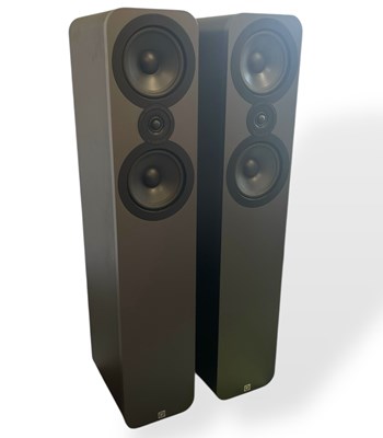 Lot 1 - Q ACOUSTICS 3050 FLOORSTANDING SPEAKERS - MATTE GRAPHITE.