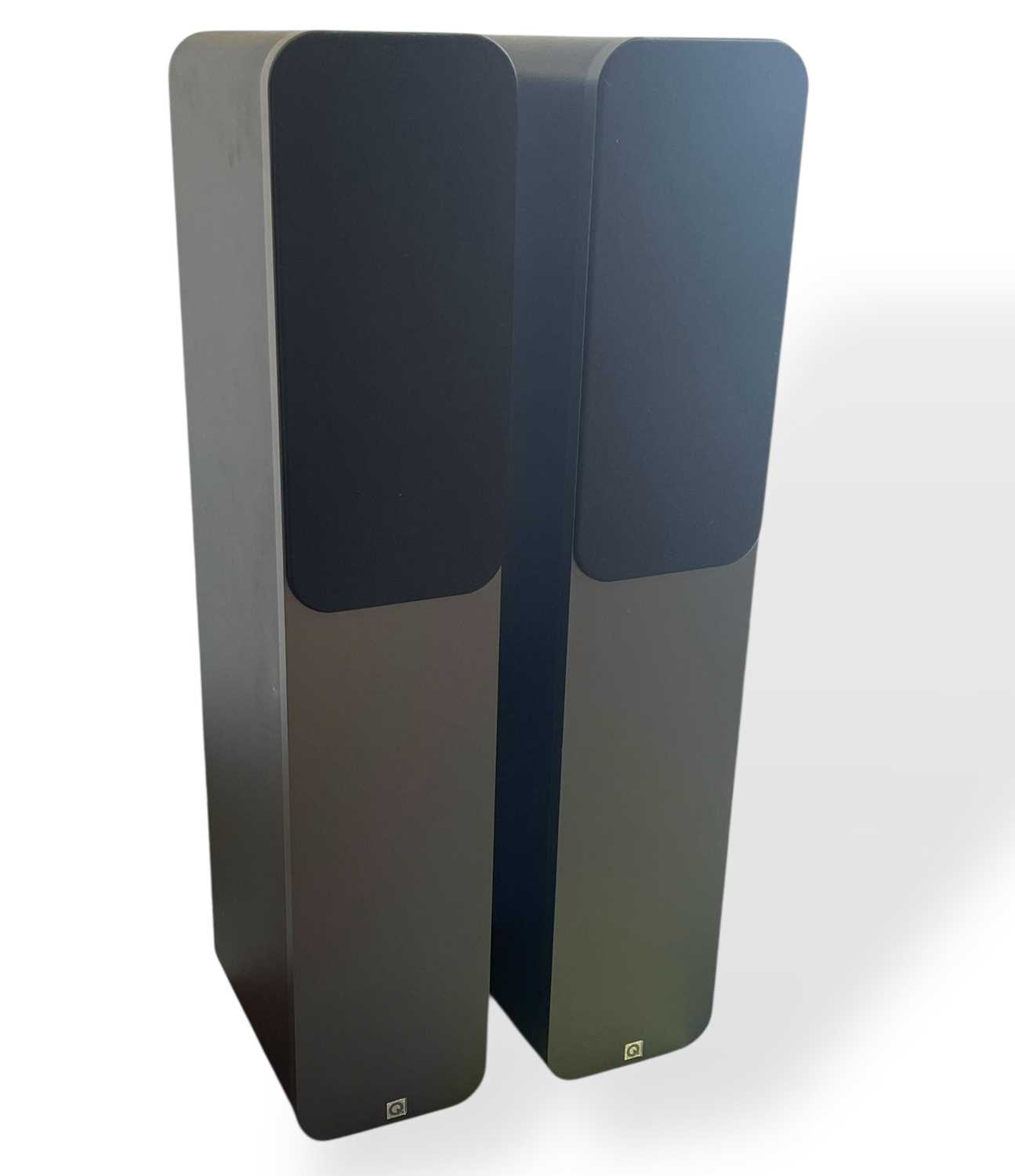 Lot 1 - Q ACOUSTICS 3050 FLOORSTANDING SPEAKERS - MATTE GRAPHITE.